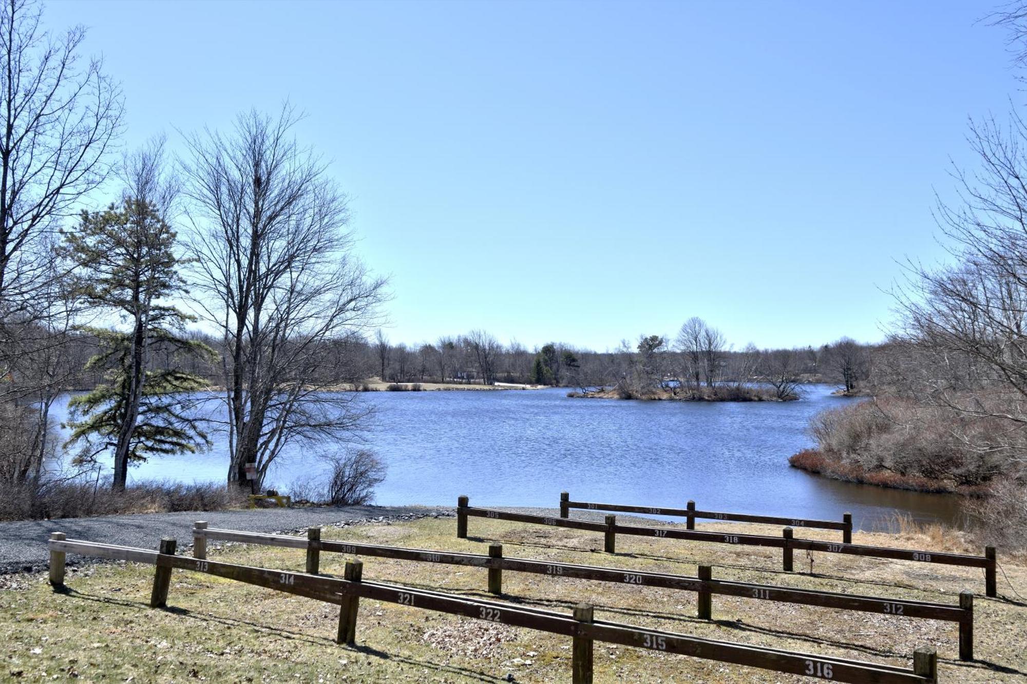 Lakehouse *Hottub*Jacuzzi*Firepit*Bbq*Pool Long Pond Esterno foto